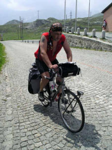 Pietro au sommet du St Gotthard (2108m)