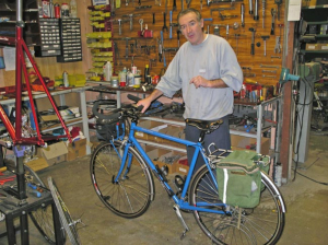 L'artisan Daniel Cattin à Crolles près de Grenoble